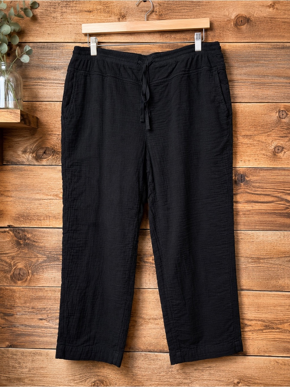 Universal Thread Black 100% Cotton Gauze Cropped Pants – Size Large